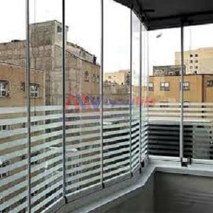 شیشه برای بالکن